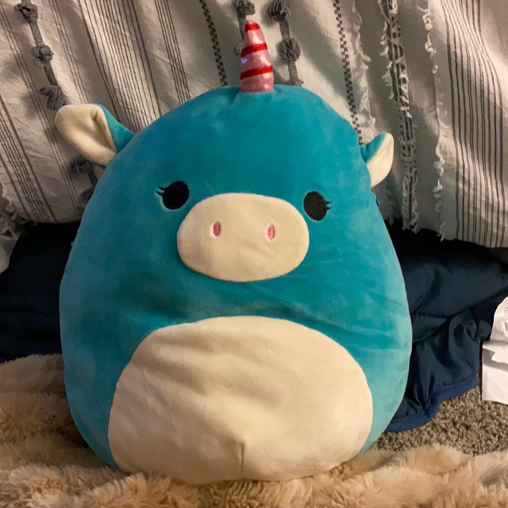 Jumbo Unicorn Squishmallow